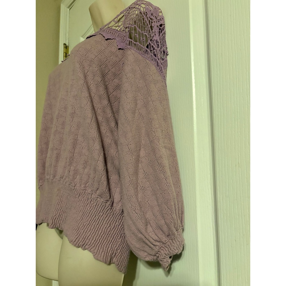 Free People Lavender Crochet Love Lace Yoke Smocked‎ Hem Blouson Sweater Large - Picture 4 of 8
